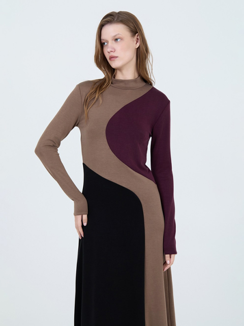 Vestido midi tricolor