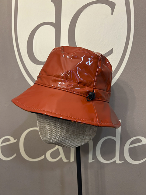 Gorro lluvia charol calabaza