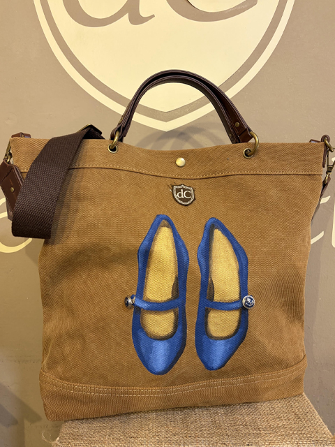 Bolso loneta camel merceditas azules